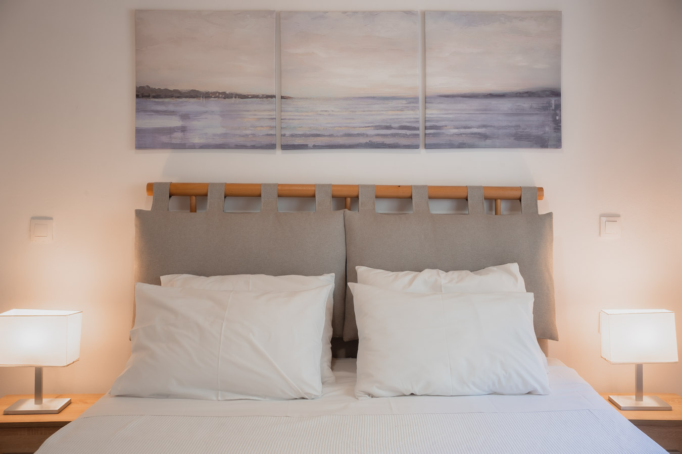 Double bedroom with wall art